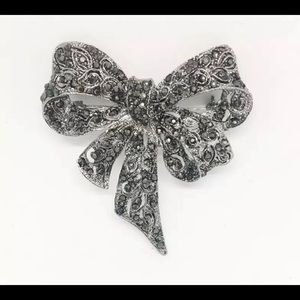 bijoux Jewelry - Antiqued Bow Brooch bijoux Jewelry - Antiqued Bow Brooch